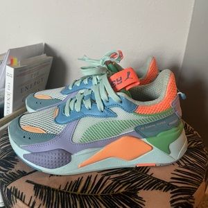 Size 6.5 puma RSX